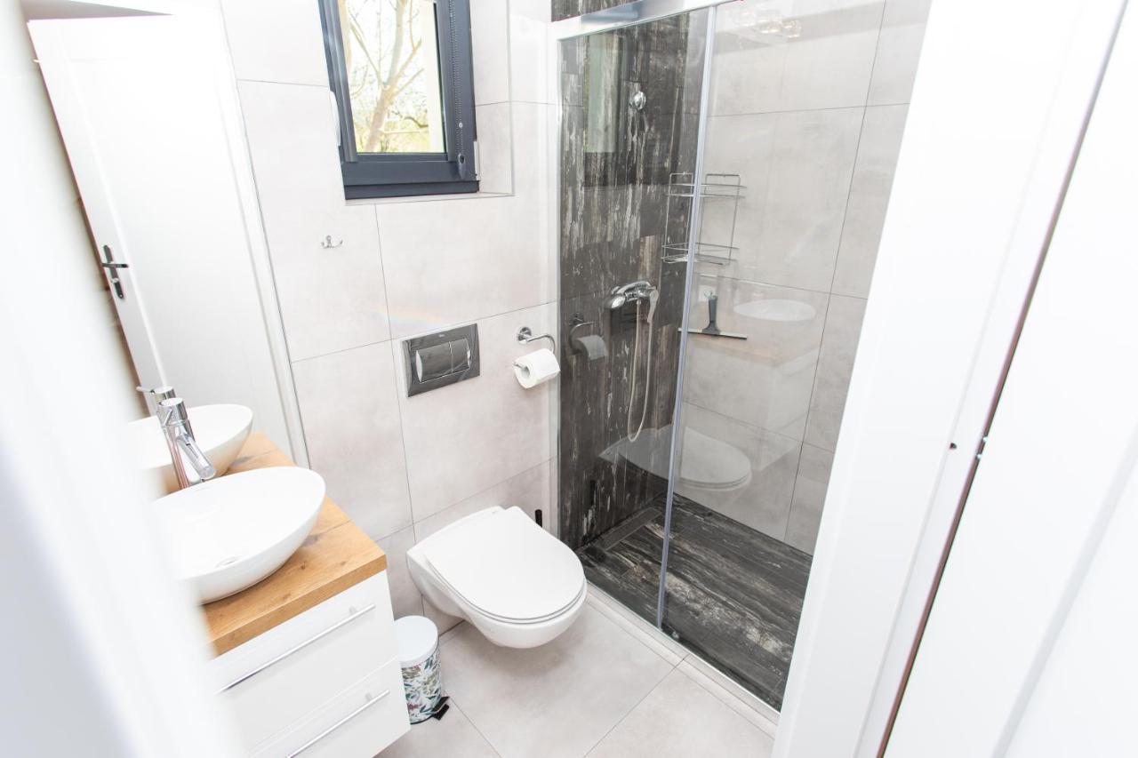 Z Widokiem Na Jezioro Villa Ilawa Ngoại thất bức ảnh